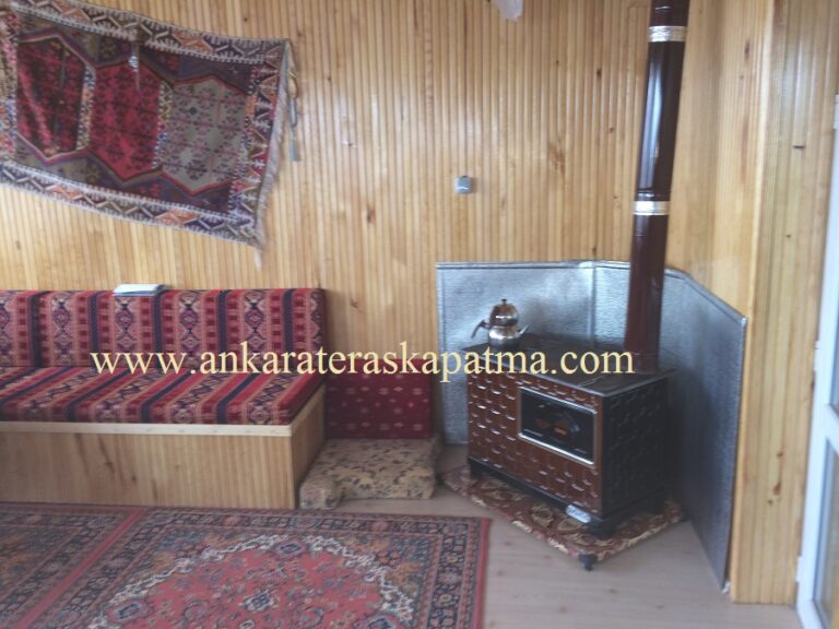 Terasta Şark Köşesi Keyifi